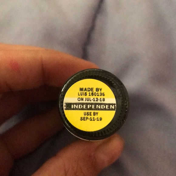 🌹LUSH BLACK liquid eyeliner NWT - Picture 5 of 6